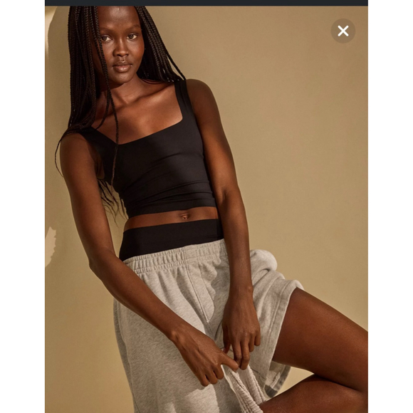 NWT Women's Aerie SMOOTHEZ Square Neck Tank Top Large Black - Picture 1 of 9